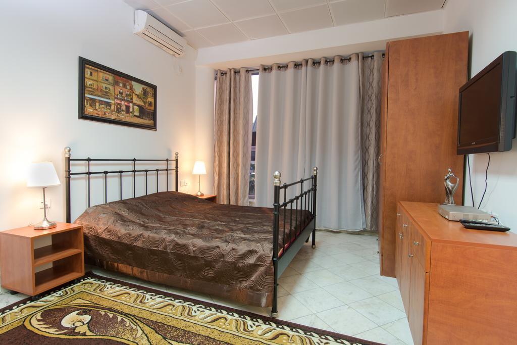 Hotel Rothschild 37 Bat Jám Kültér fotó