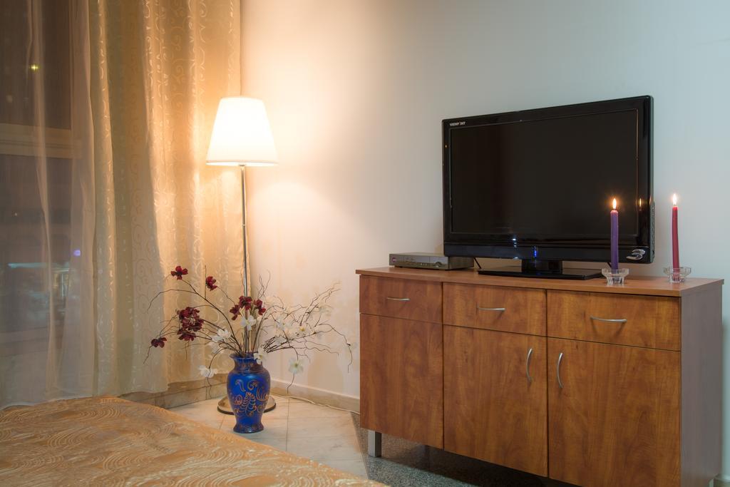 Hotel Rothschild 37 Bat Jám Szoba fotó