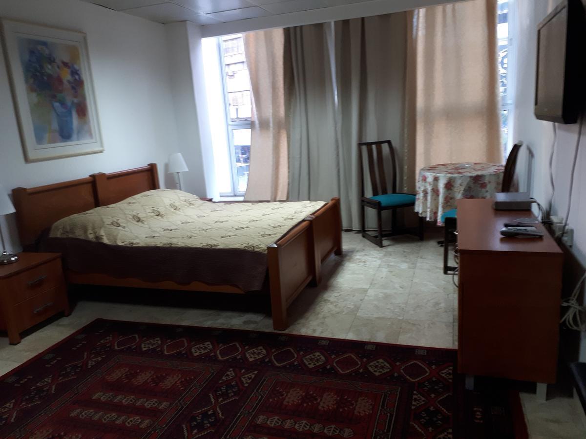 Hotel Rothschild 37 Bat Jám Kültér fotó